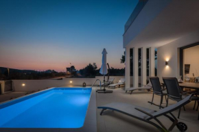 Villa Nadija with heated pool